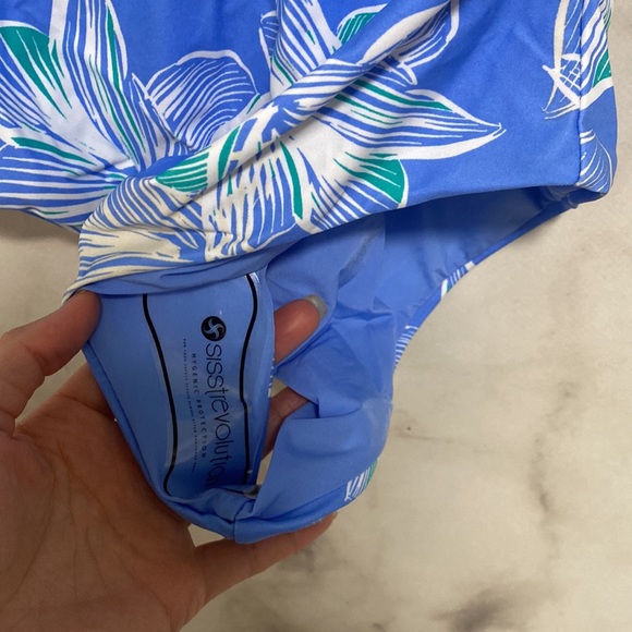 Sisstrevolution Brit one piece swimsuit main image 1